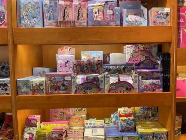 视青少年卡牌背后的社交与心理需求CQ9电子卡游小马宝莉卡爆火 透(图8)
